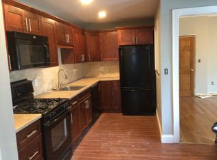 989 Salem St APT 1, Malden, MA 02148
