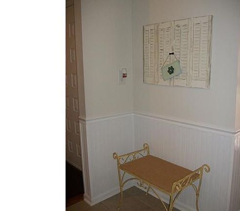 5th image of 205 B Village Ln