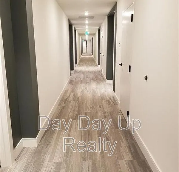 788 W Marietta St NW #805 — Photo 2