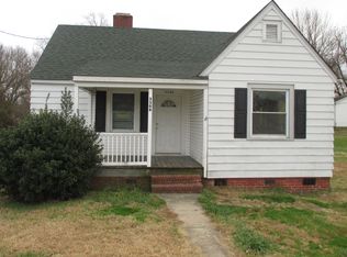 3308 Oaklawn Blvd, Hopewell, VA 23860