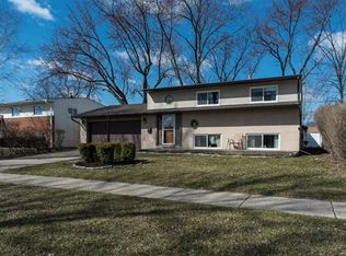 43621 Goldberg Dr, Sterling Heights, MI 48313