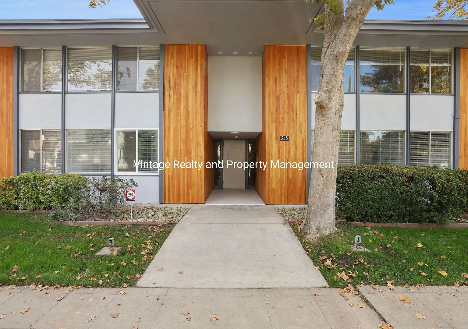 248 W Knoles Way — Photo 1