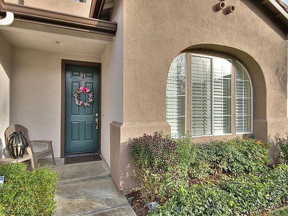 2nd image of 2762 Blaine Ct