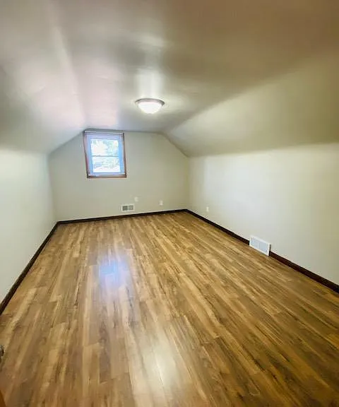 2710 Regina St — Photo 12
