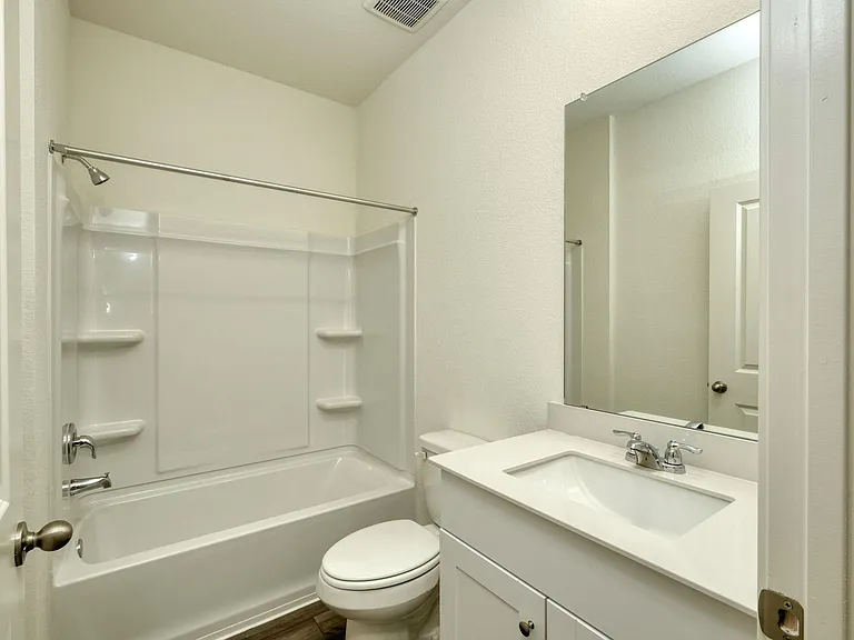 209 Stonebrook Dr — Photo 9