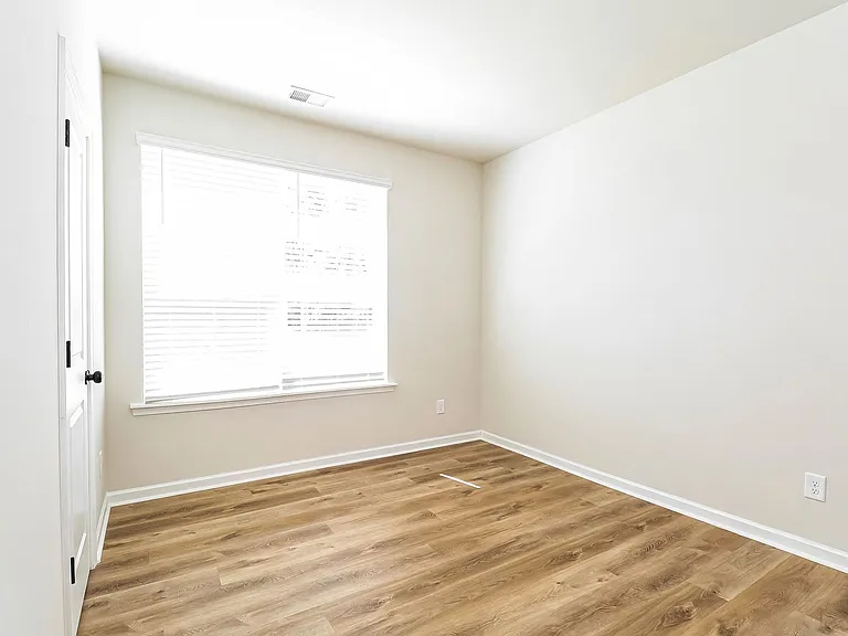 4941 Fitzgerald Ave — Photo 10