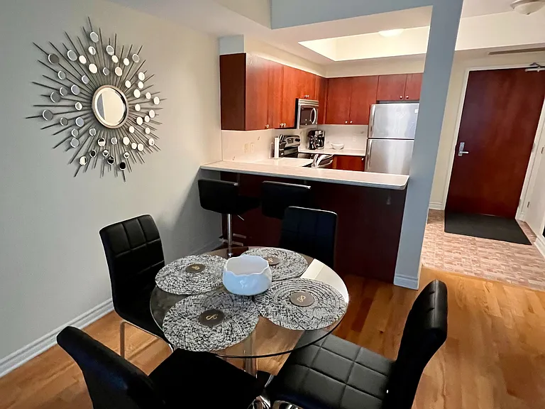 200 Rideau St #1002 — Photo 11