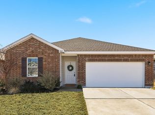 1545 Shadow Hawk Dr, Fort Worth, TX 76052