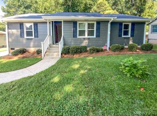 1326 Lakedell Dr, Charlotte, NC 28215