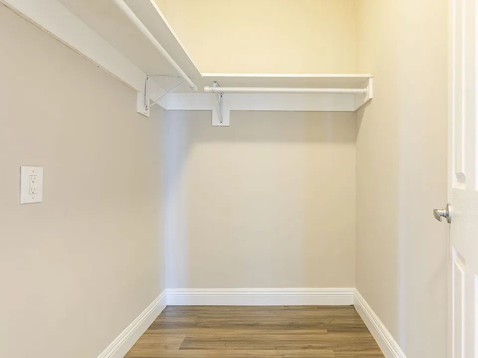 Seven Lions Apartments