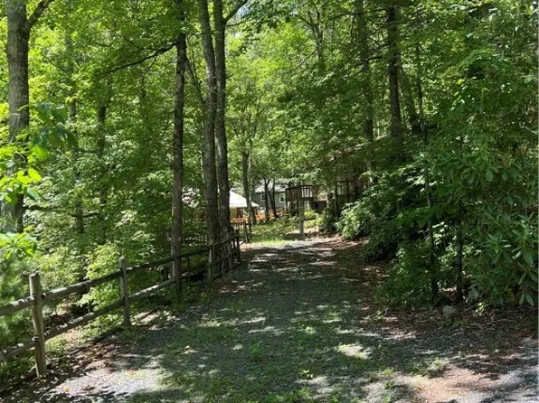 434 Laurel Hills Road, Newland, NC 28657