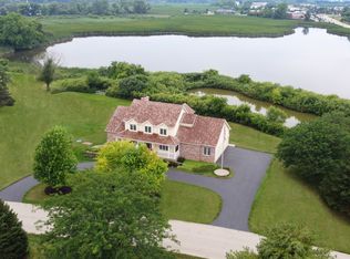 1400 Eagle Ridge Dr, Antioch, IL 60002