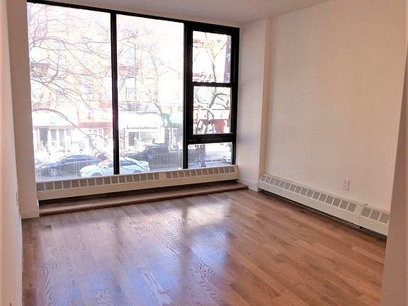5th image of 218 E 14th St APT 2