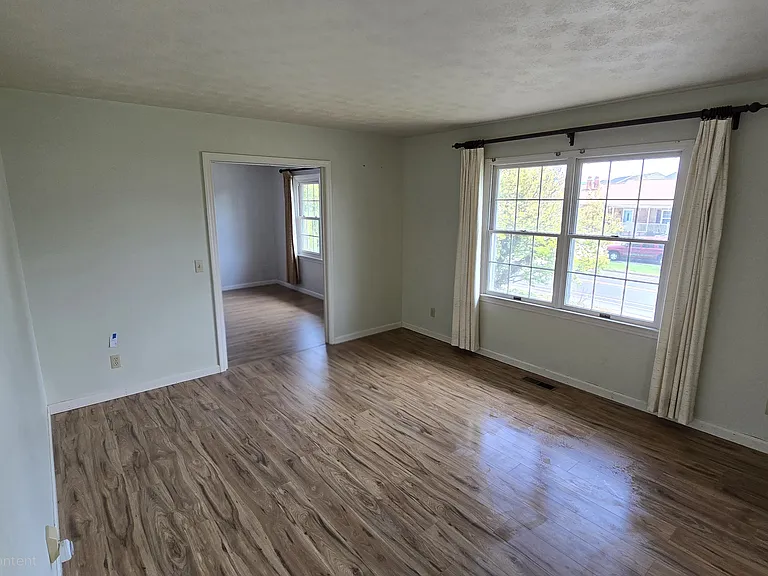 Sitting room or potential office