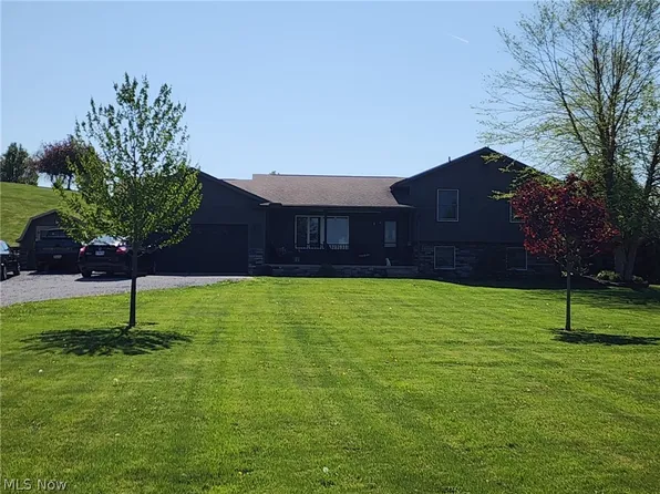 4947 Pleasant Valley Rd SE, Dennison, OH 44621