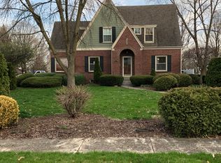 512 E 2nd St, Gilman, IL 60938