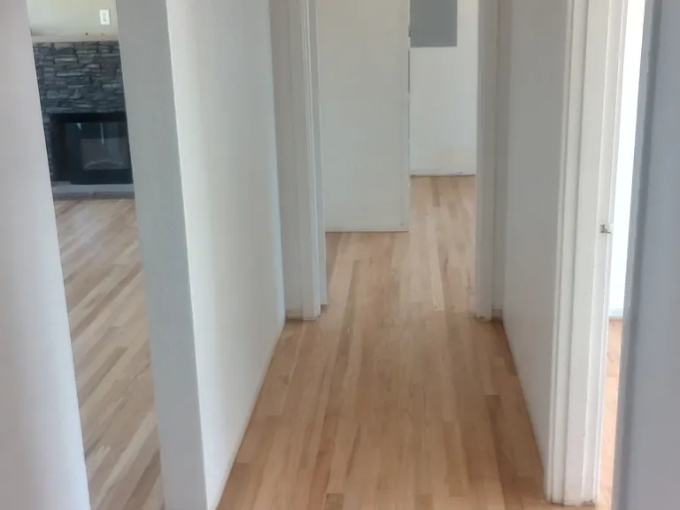 1200 NE Ochoco Ave — Photo 3