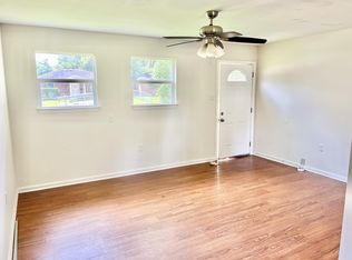 7465 Whitney Dr, Baton Rouge, LA 70812