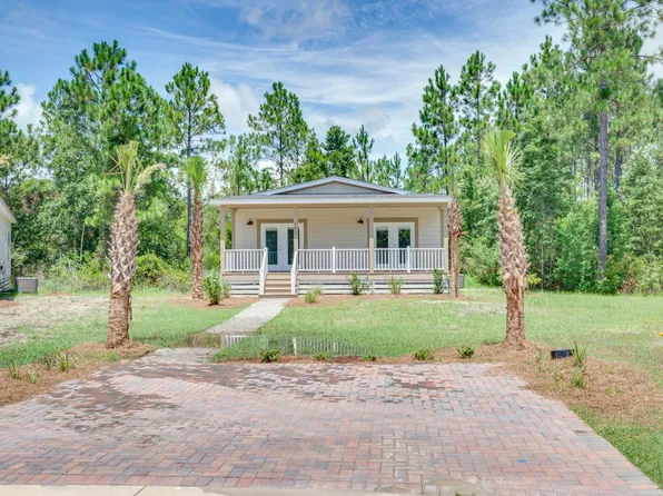 463 N County Highway 395, Pt Washington, FL 32459