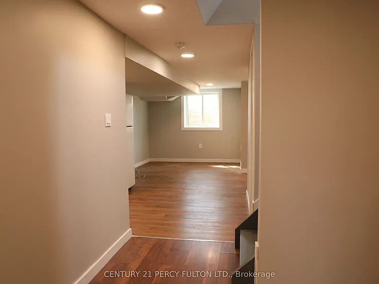 24 Flower St #BASEMENT — Photo 7