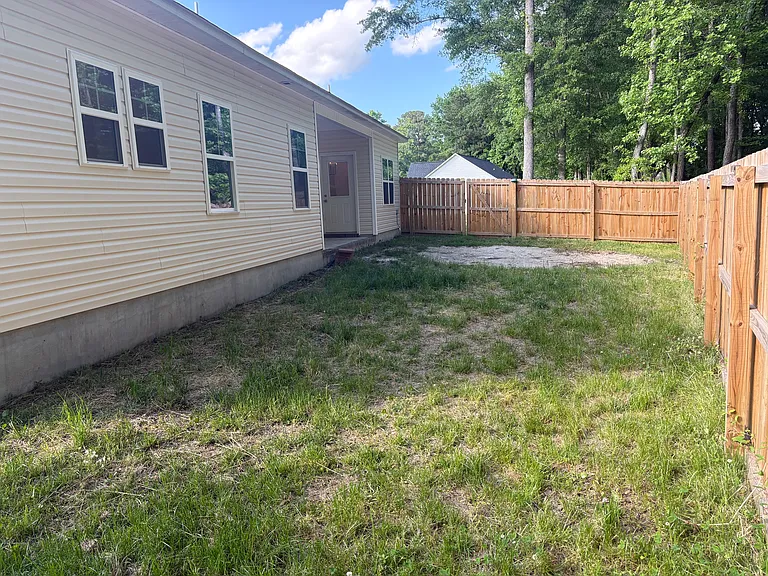 257 Haws Run Rd — Photo 22