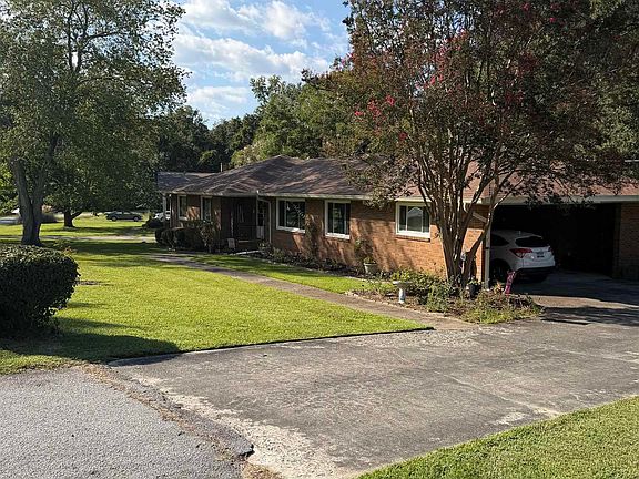 2nd image of 2307 Brookside Dr