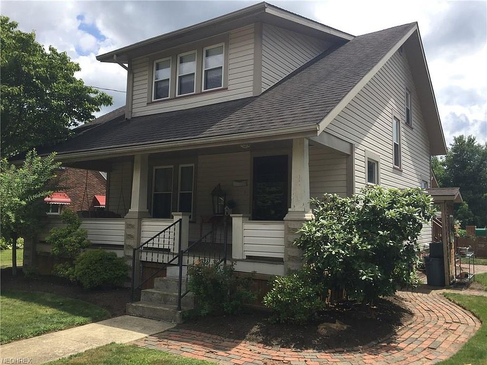 1st image of 128 Church Ave SW