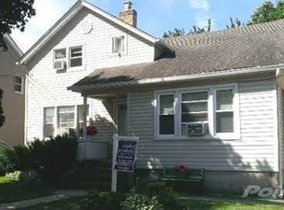 22 New St, Lynbrook, NY 11563