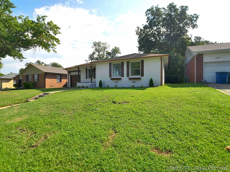 3823 S Indianapolis Ave — Photo 18