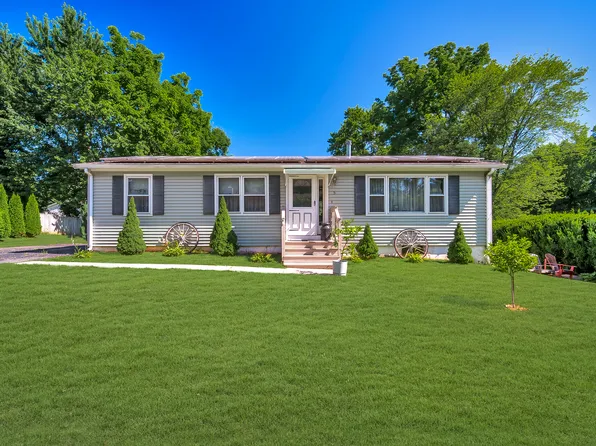 5 Nursick Terrace, Portland, CT 06480