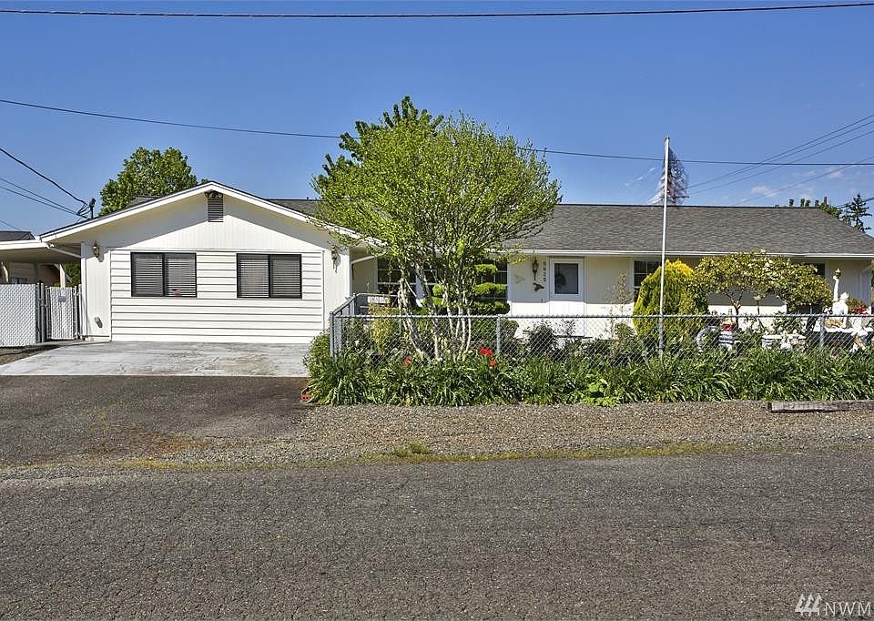 1st image of 6625 77th Pl NE