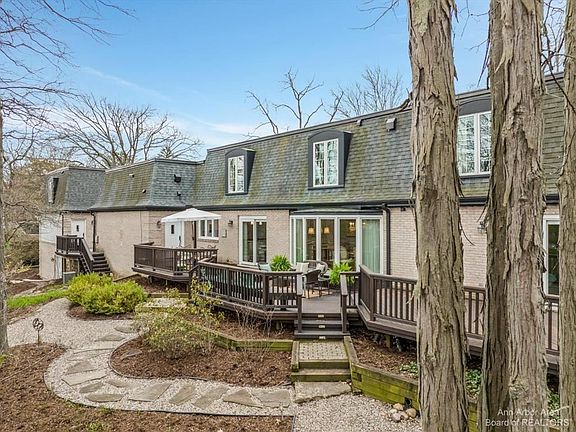 5th image of 1341 Glendaloch Cir