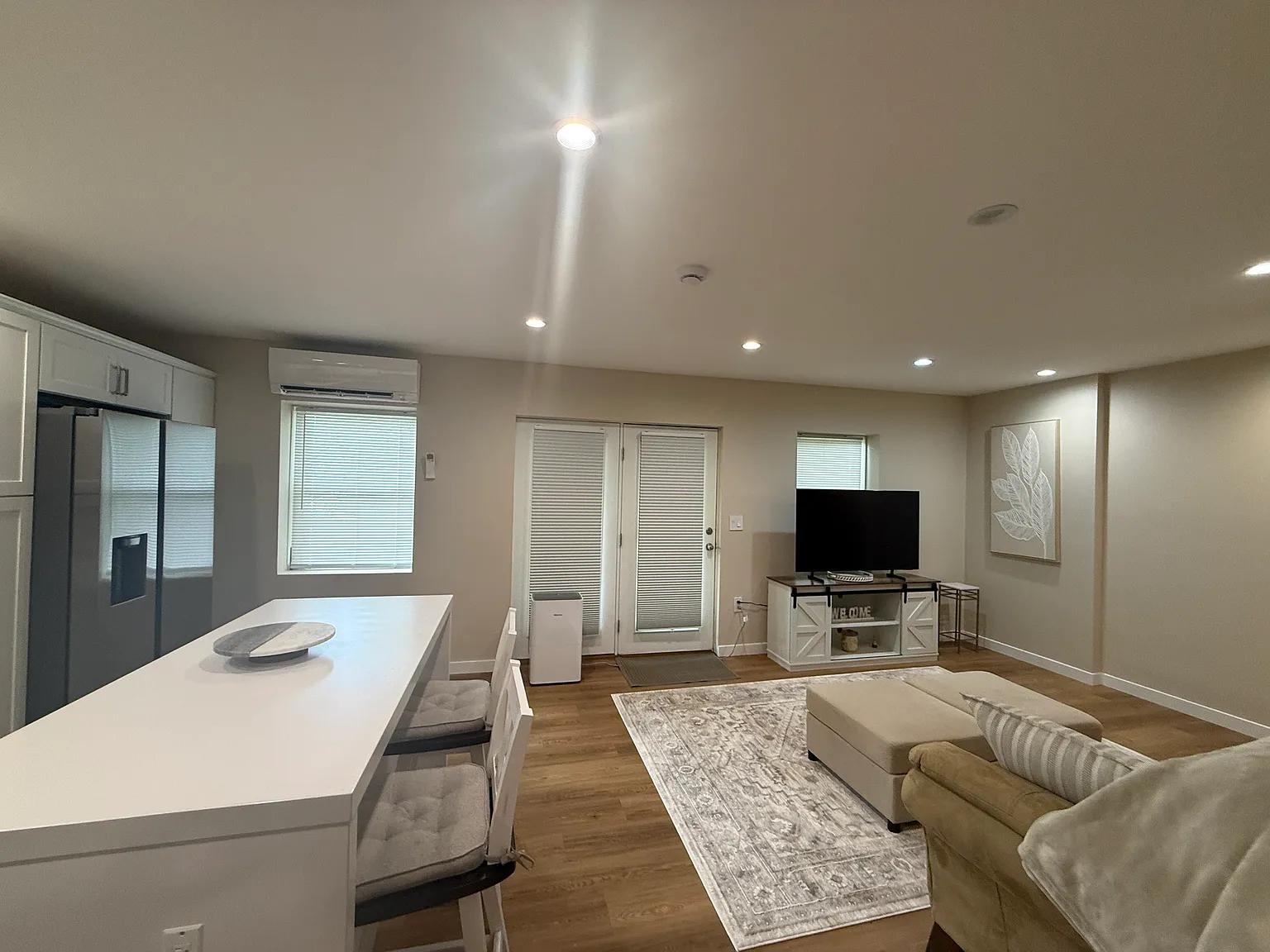 1 bed, 800 sqft, $1,500 — Photo 3