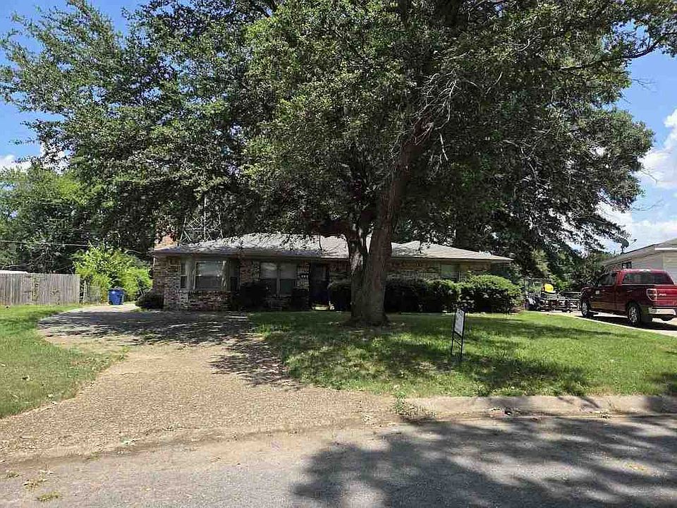 1st image of 516 Wicker Ln
