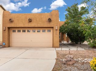2920 Gault Trl SW, Albuquerque, NM 87121