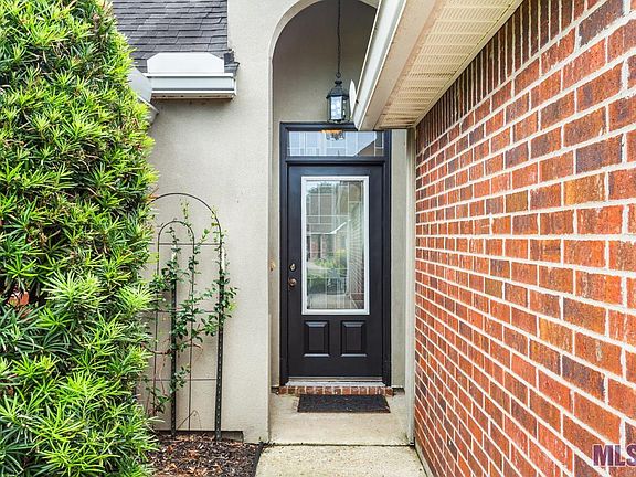 3rd image of 36008 Wilmington Ave