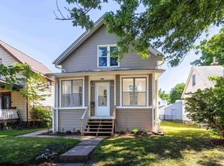 428 15th Ave, East Moline, IL 61244