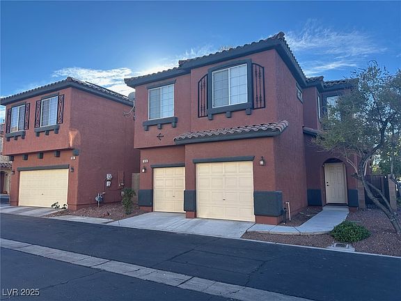 2nd image of 10838 Avenzano St