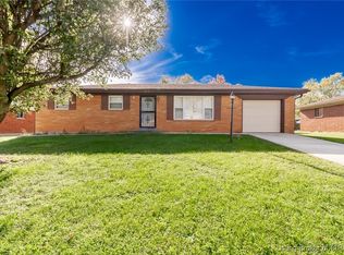 813 Iowa St, Sellersburg, IN 47172