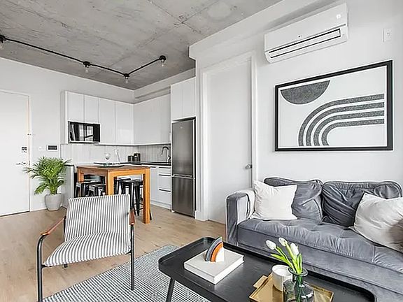 2nd image of 815 Flatbush Ave APT 505