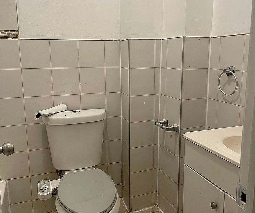 1st image of 12214 Sutphin Blvd #1