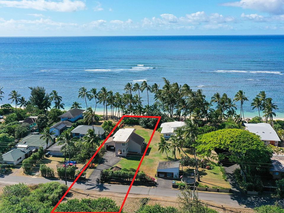 Beach front property with extra parking on mauka side of the road