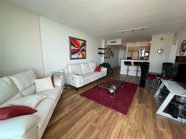 335 Biscayne Blvd #3603 — Photo 5