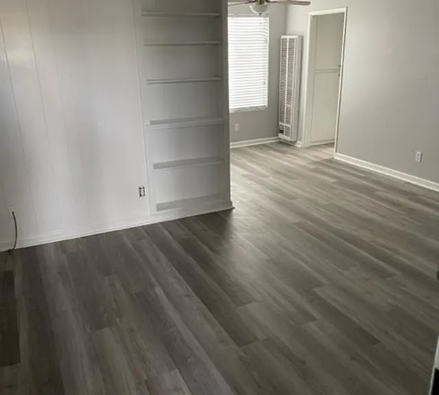 1875 Thomas Ave #11 — Photo 1