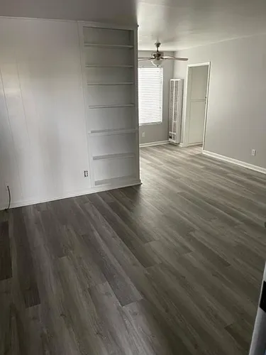 1875 Thomas Ave #11 Photo 1