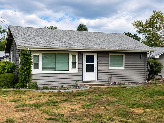 4th image of 8705 W 32nd Ave