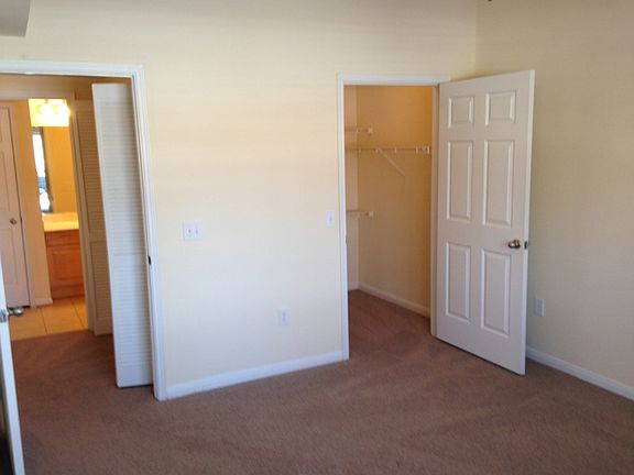 3rd image of 12205 Greenwich Dr