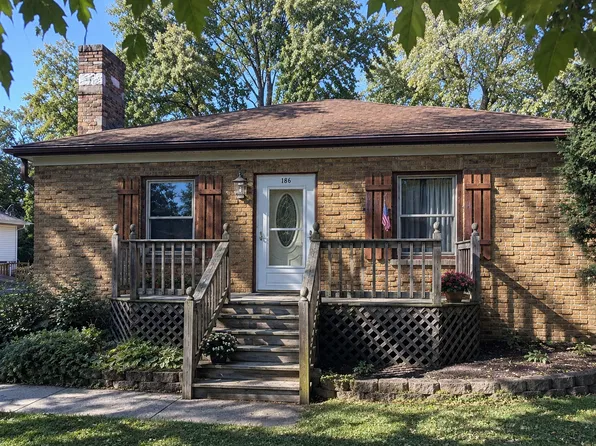 186 S Lyle Ave, Elgin, IL 60123