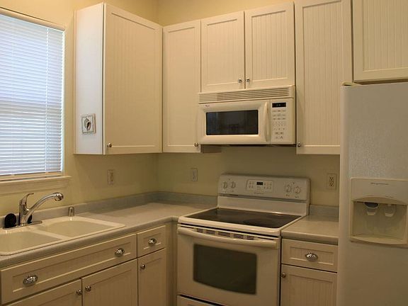 5th image of 220 River Tanmer Way #B