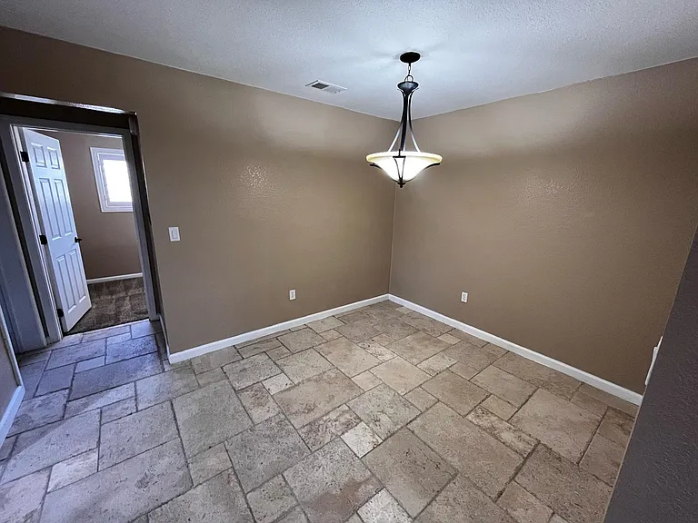 1270 W Brighton Ave — Photo 8